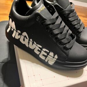 Alexander Mcqueens
